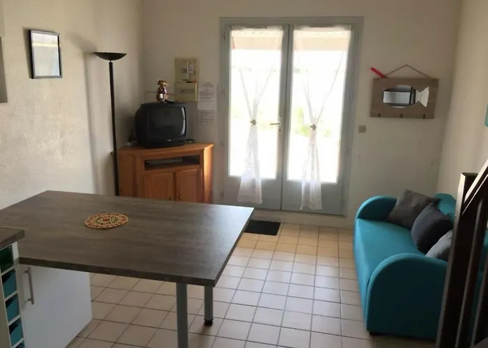 3 Pieces Avec Mezzanine Pour 6 Personnes A Port - Wifi Et Parking - Fr-1-81-80 וילה לאוקאט